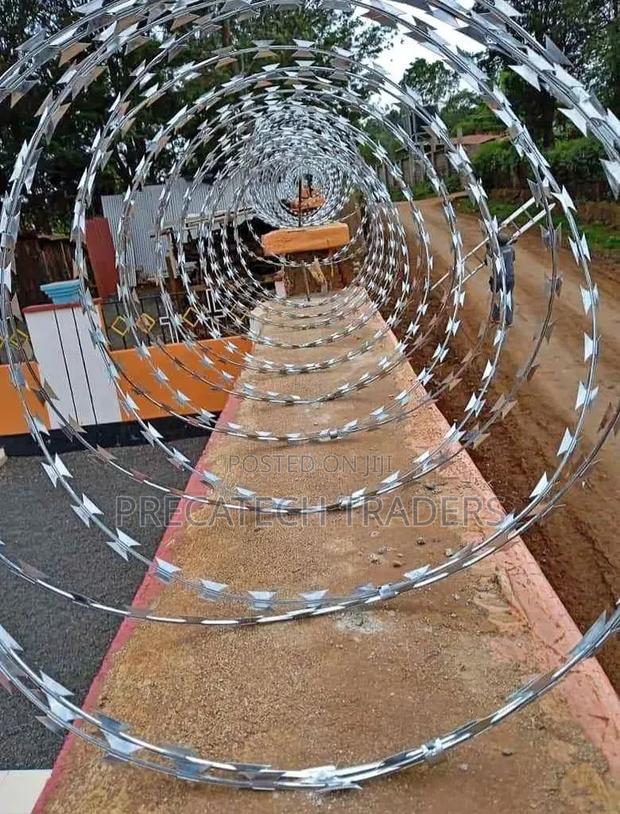 Security Razor Wire – Stainless Steel Barbed Wire Coil