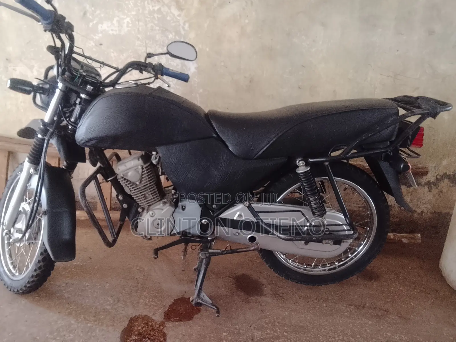 Honda 2023 Red
