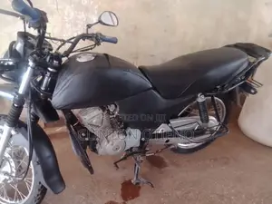 Honda 2023 Red