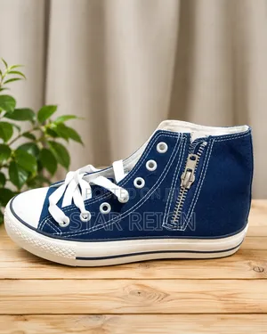 🔥 STYLISH CASUAL SNEAKERS