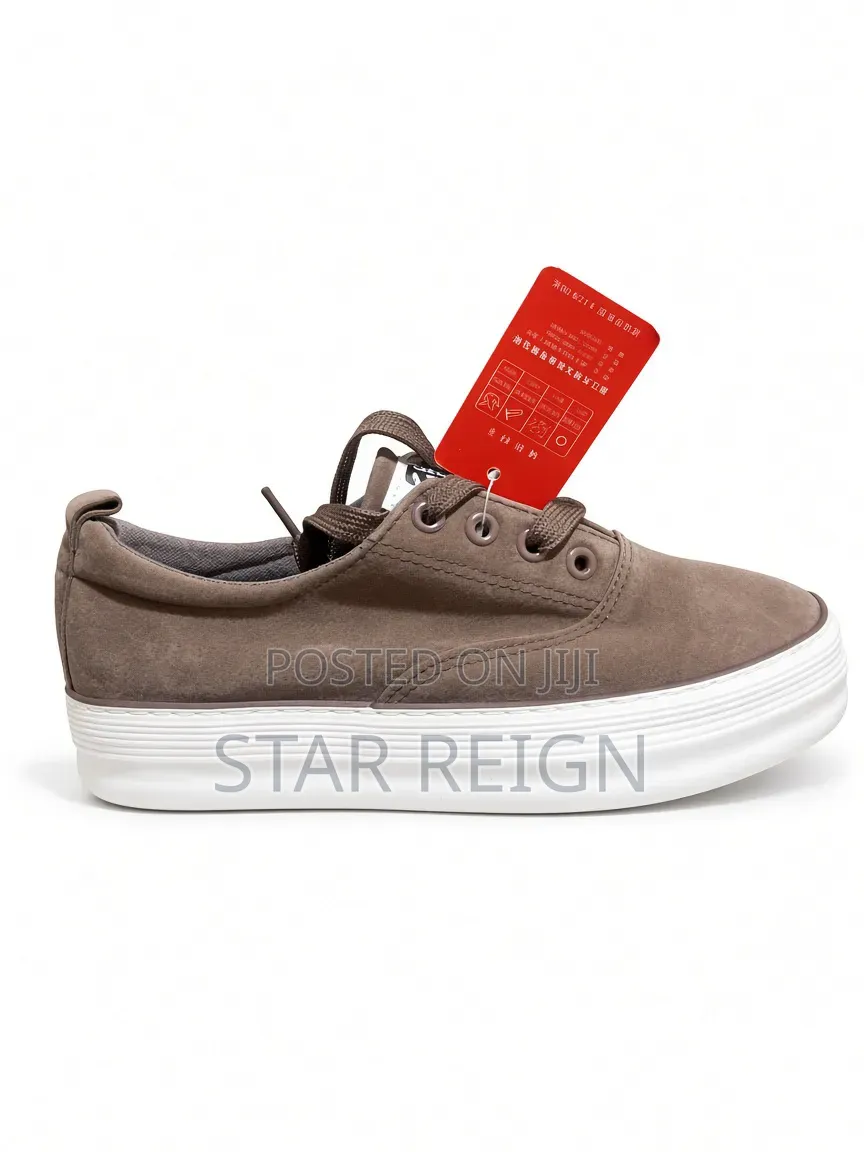 🔥 STYLISH CASUAL SNEAKERS