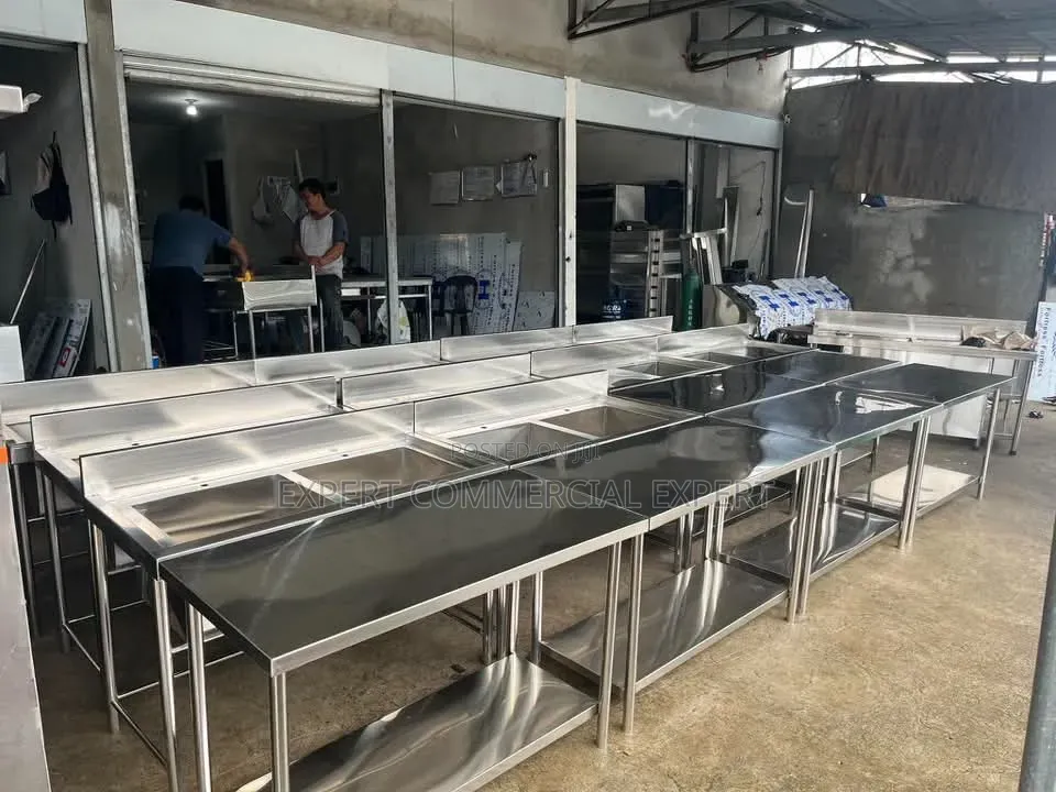 Stainless Steel Tables Stand