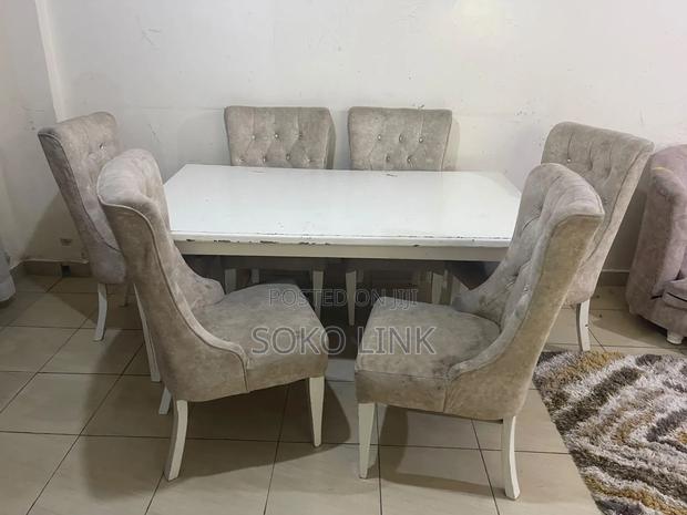 Six Seater Dinning Set