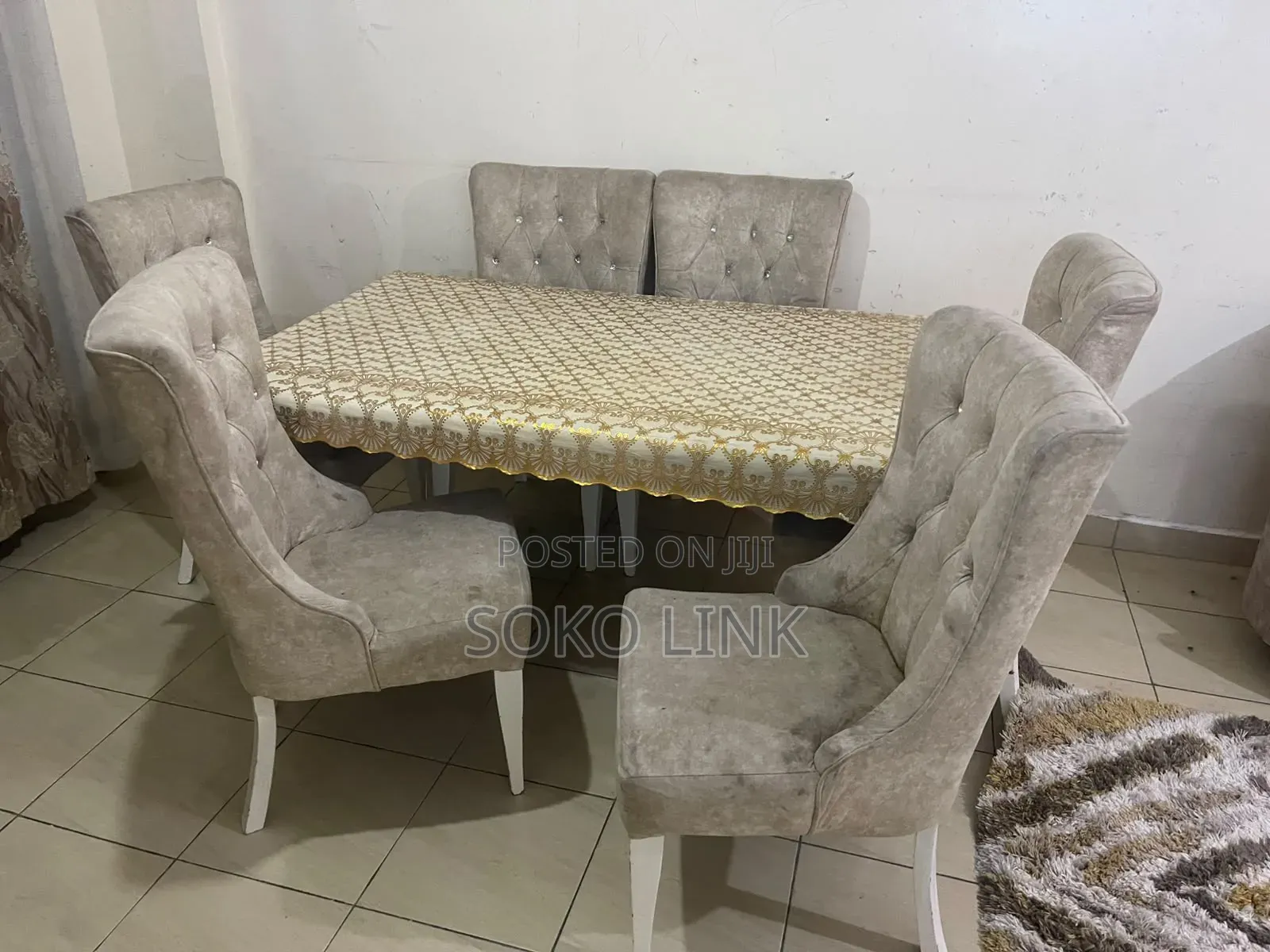 Six Seater Dinning Set