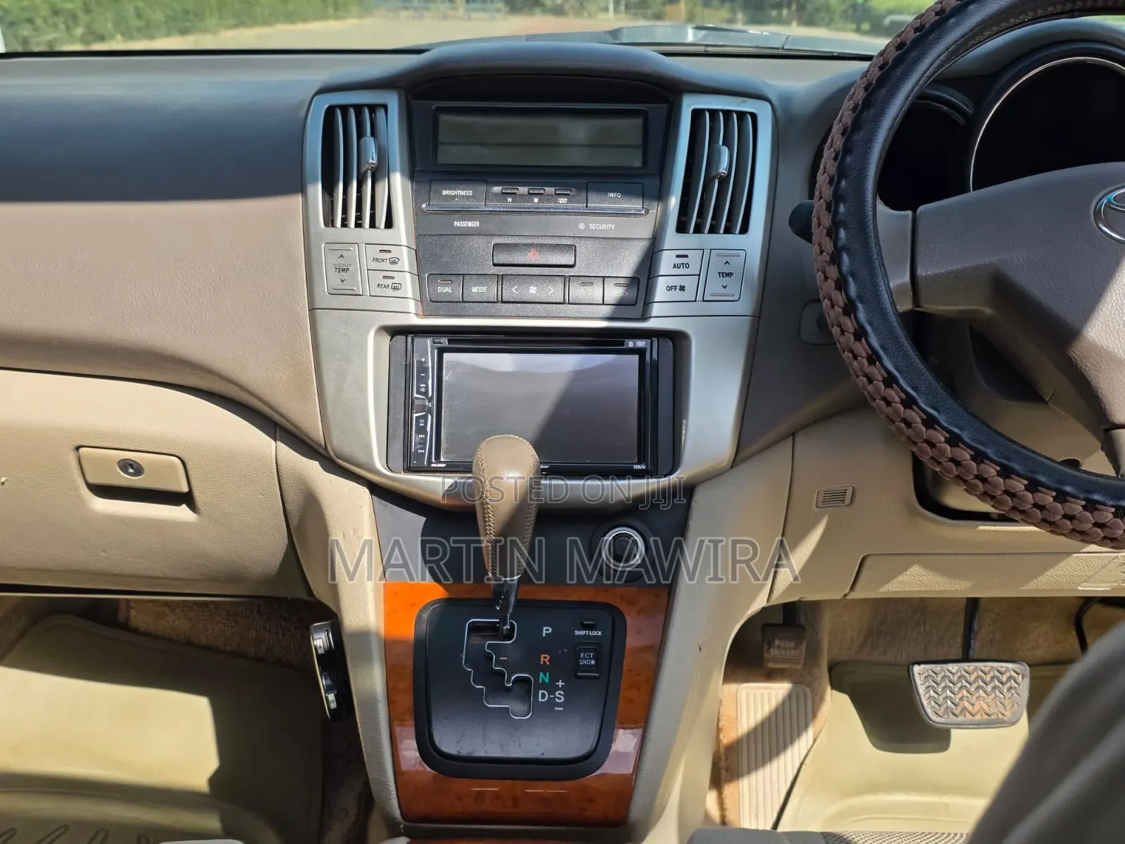 Toyota Harrier 2010 White