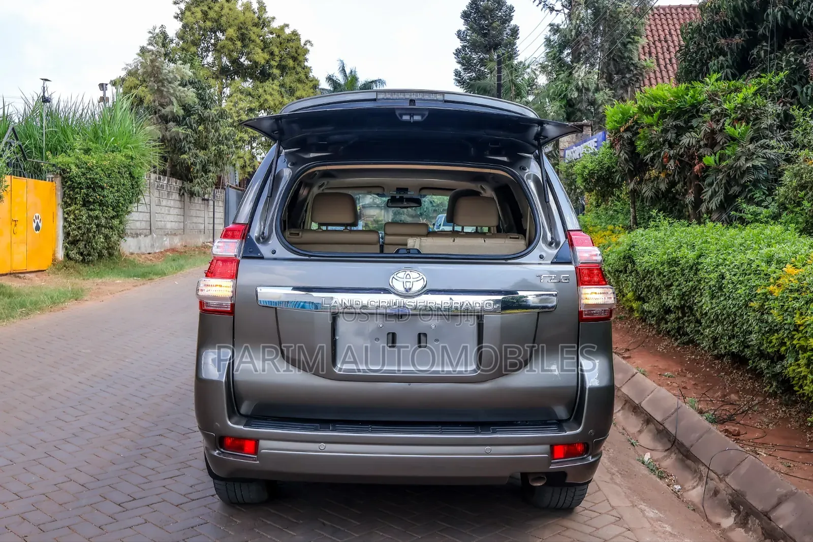 Toyota Land Cruiser Prado 2015 Gray