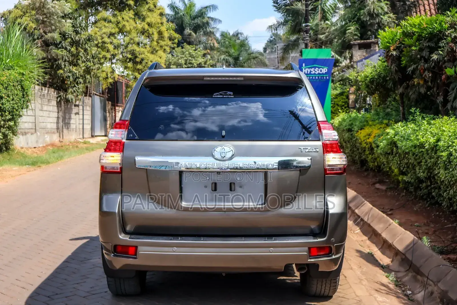 Toyota Land Cruiser Prado 2015 Gray