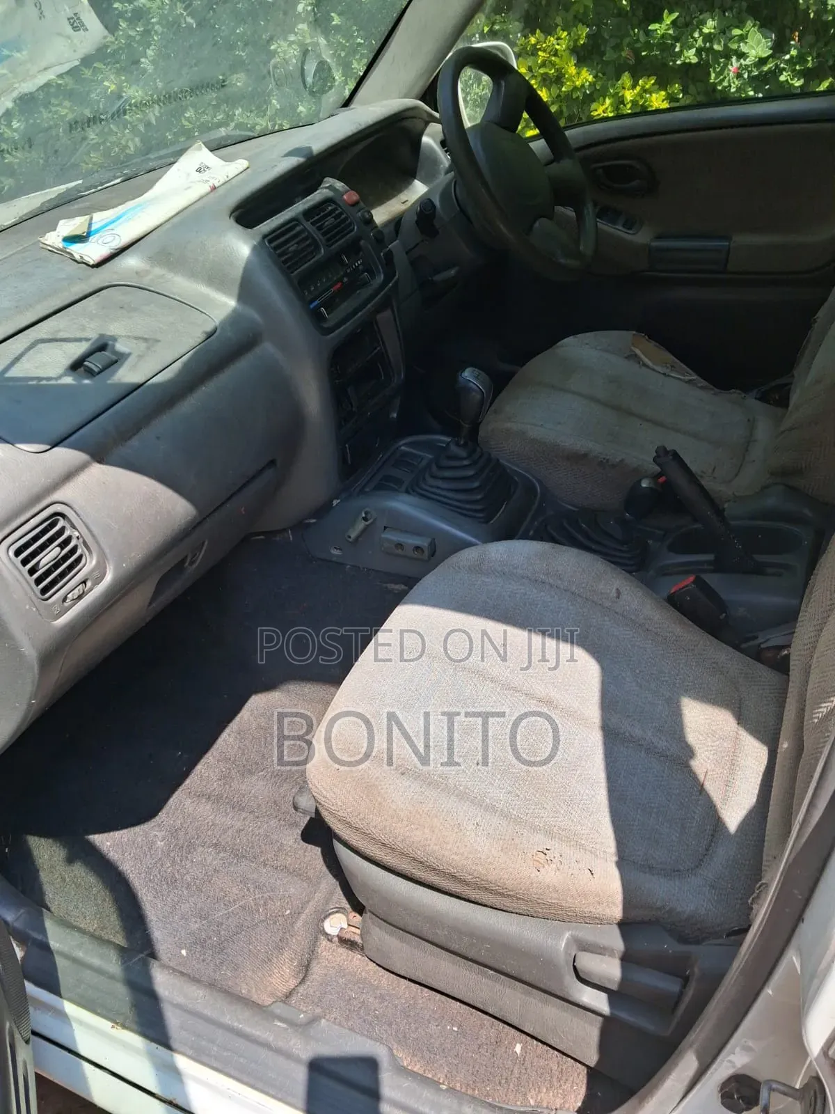 Suzuki Escudo 2000 Gray