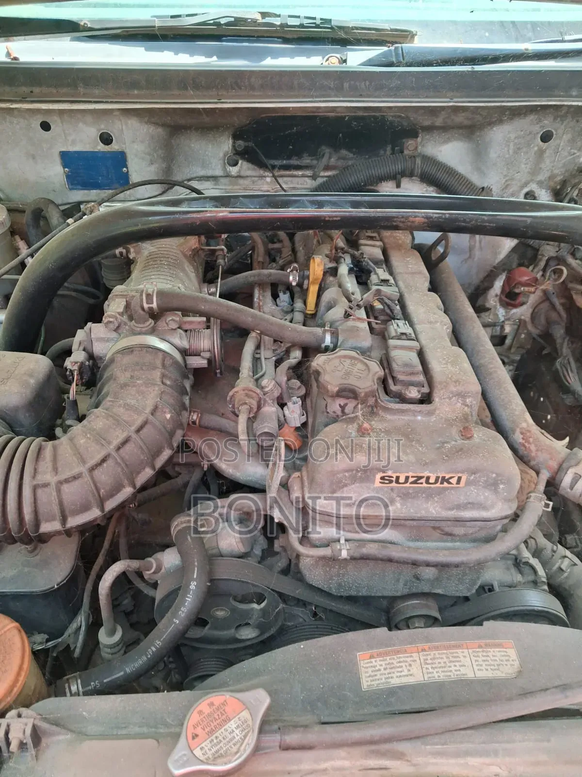 Suzuki Escudo 2000 Gray