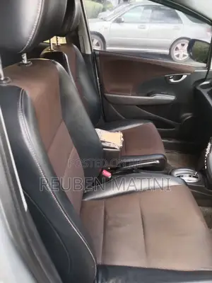 Honda Fit 2011 Silver
