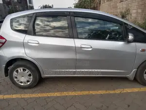 Honda Fit 2011 Silver