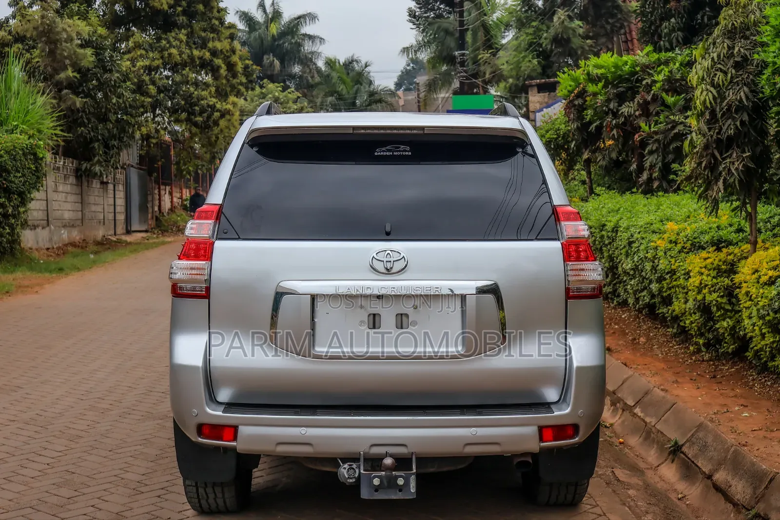 Toyota Land Cruiser Prado 2012 Silver