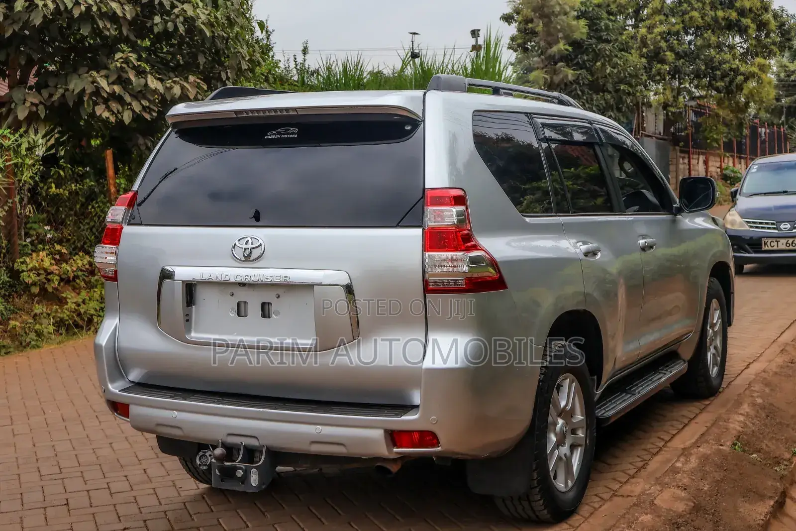 Toyota Land Cruiser Prado 2012 Silver