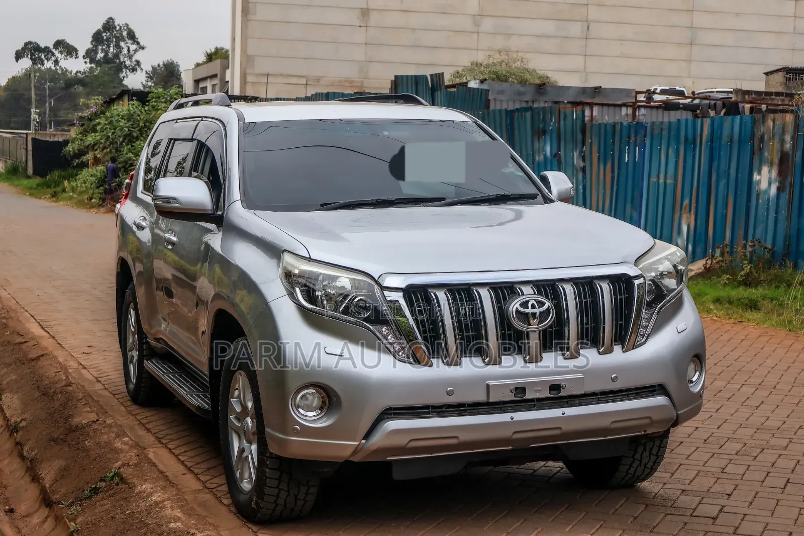 Toyota Land Cruiser Prado 2012 Silver