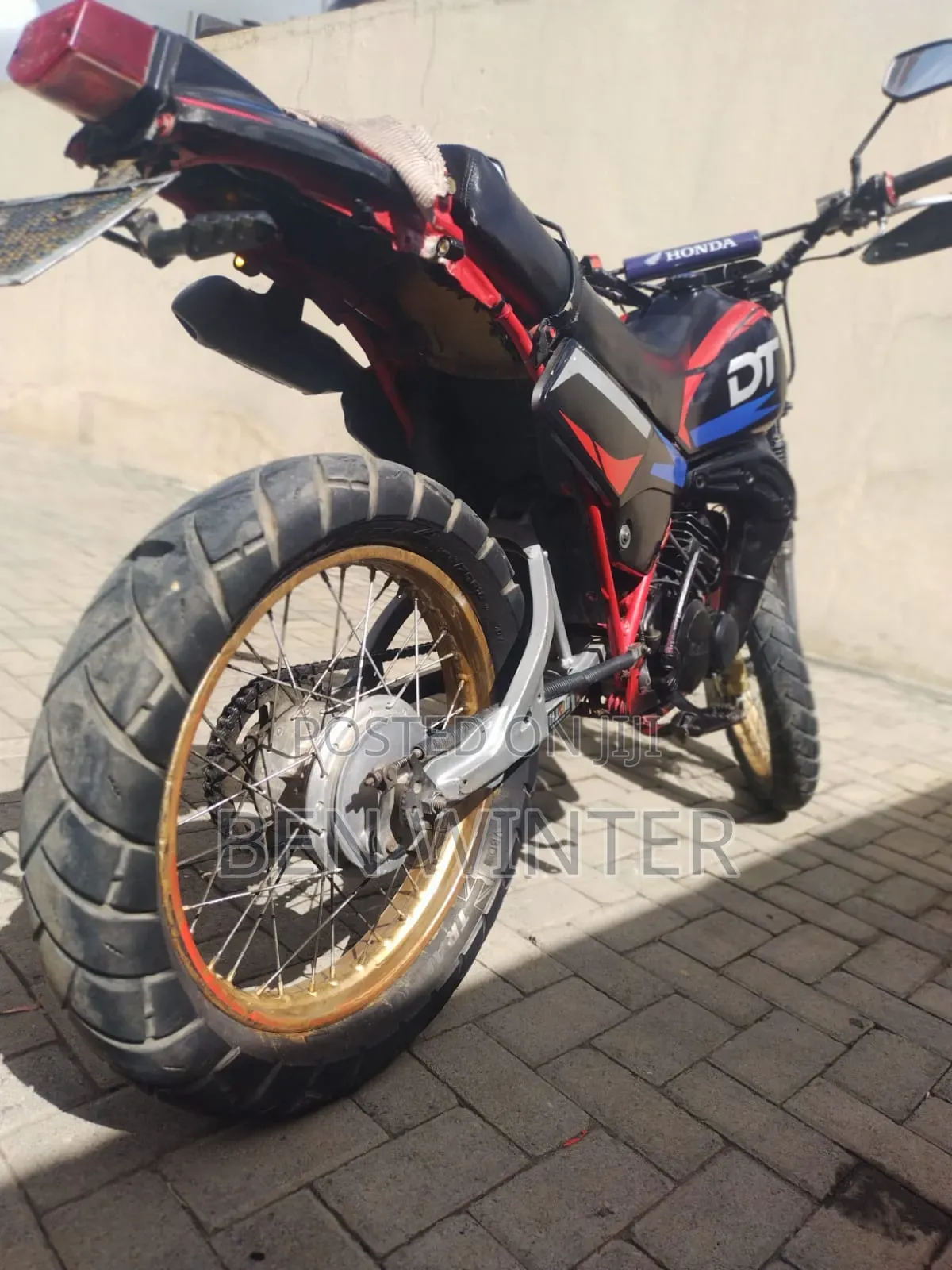 Yamaha 2012 Black