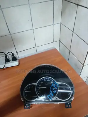 Dashboard Clock Mazda
