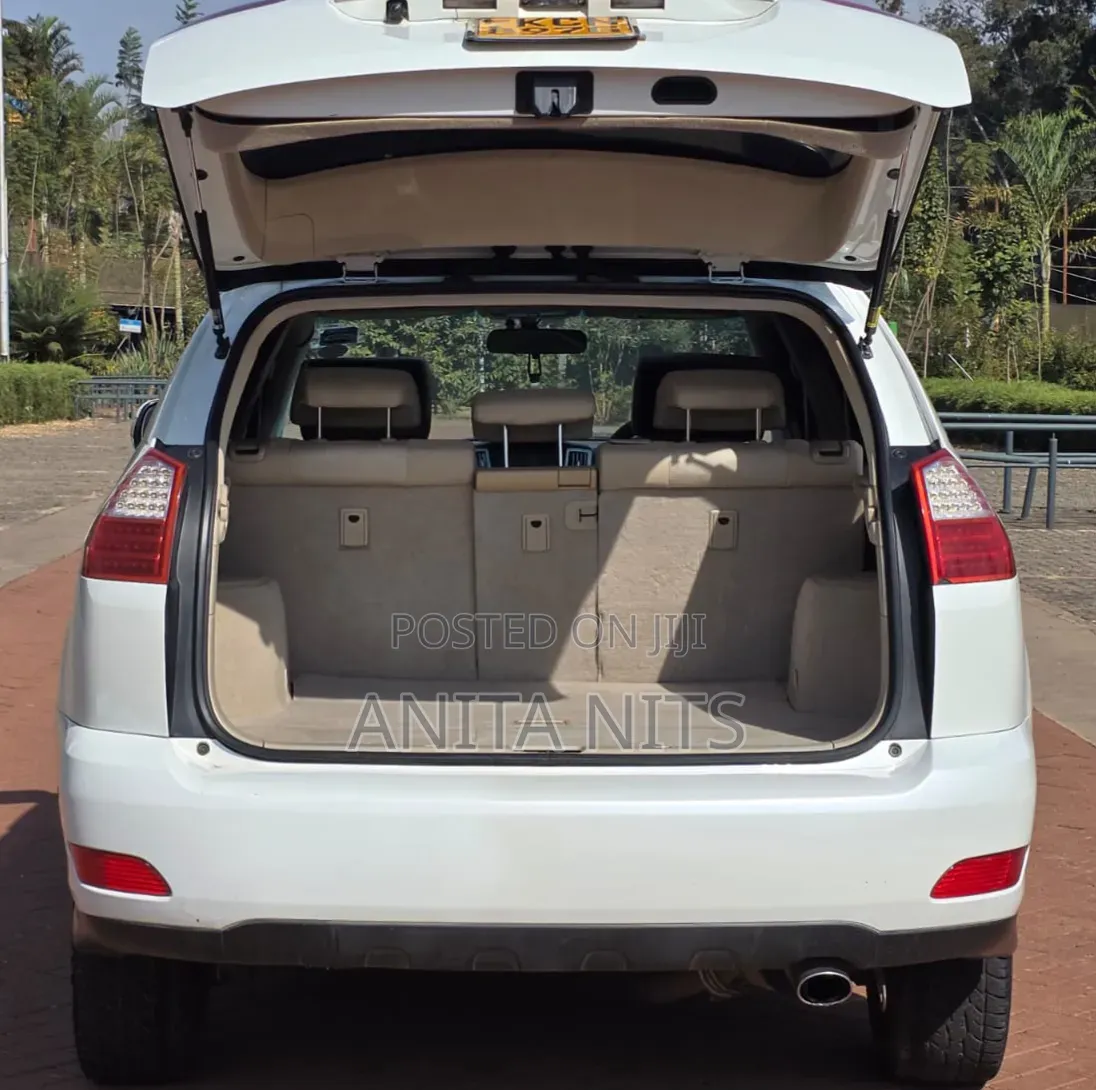 Toyota Harrier 2010 White