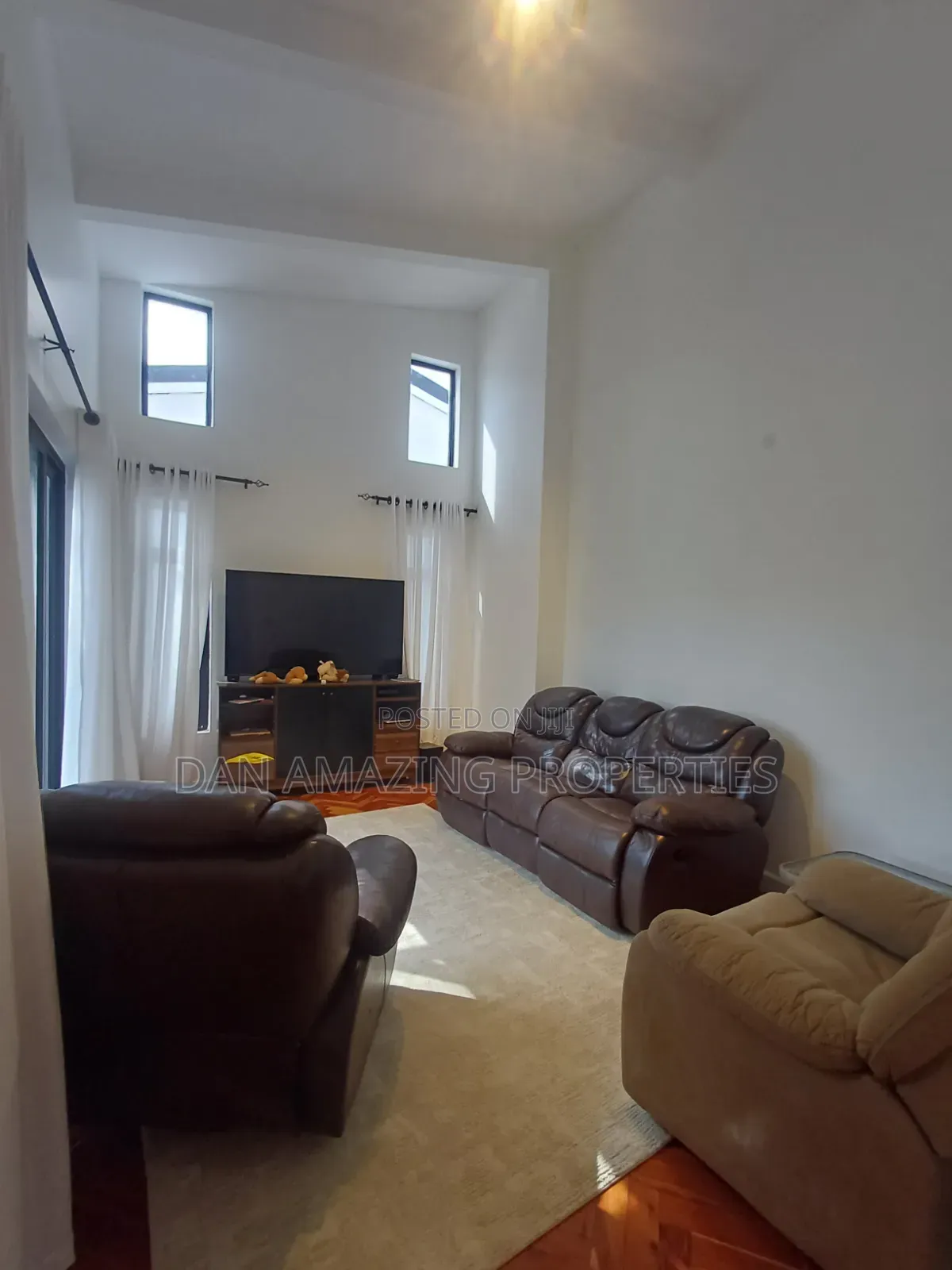 4bdrm Maisonette in Kerarapon for sale