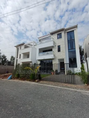 4bdrm Maisonette in Kerarapon for sale