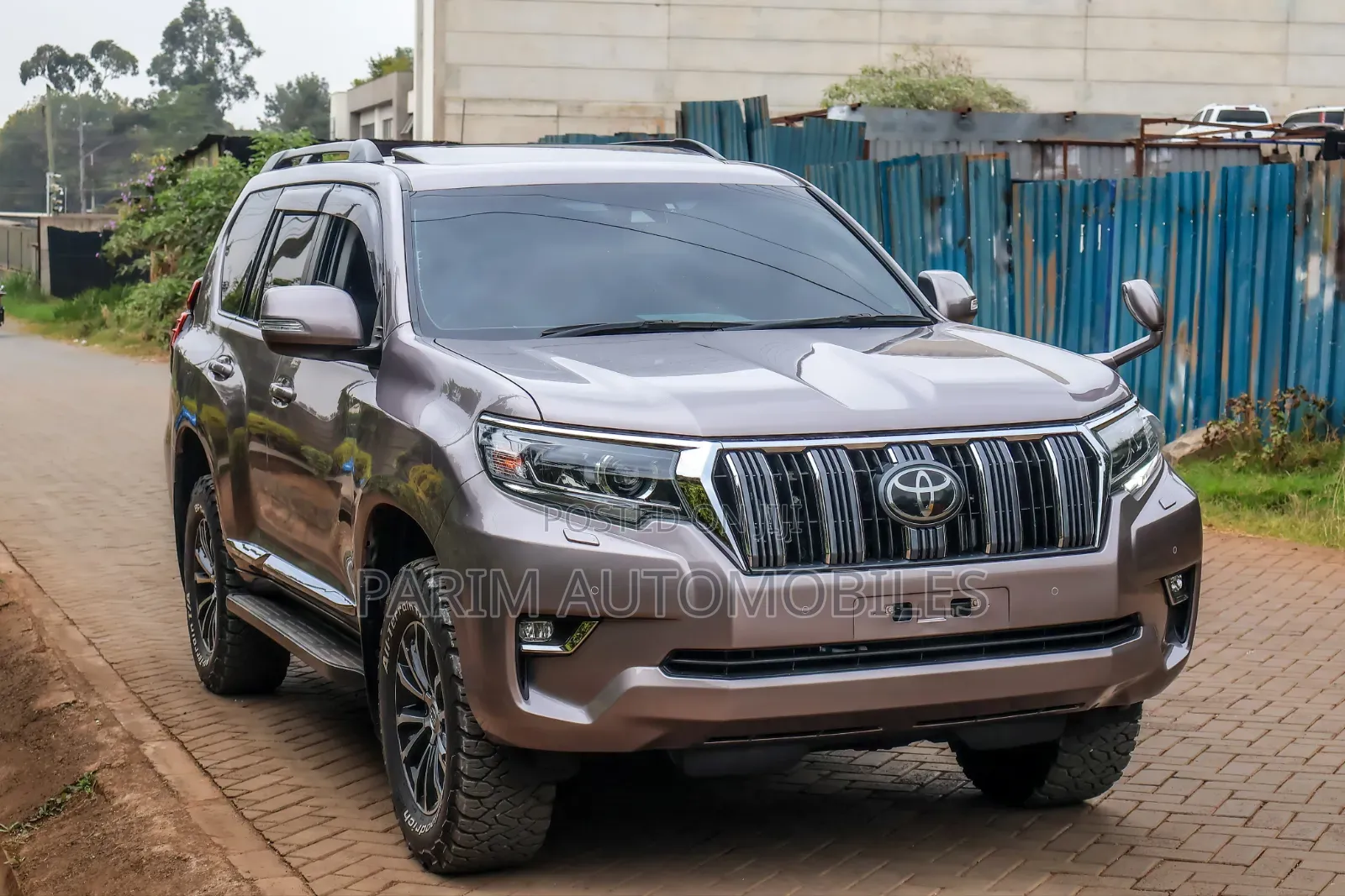 Toyota Land Cruiser Prado 2019 Gray