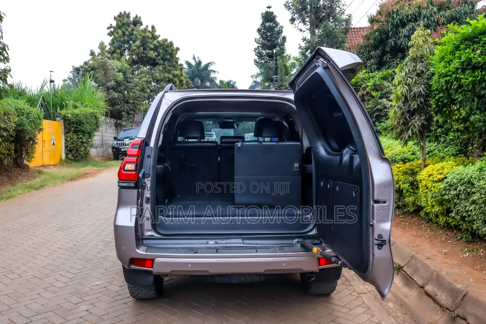 Toyota Land Cruiser Prado 2019 Gray