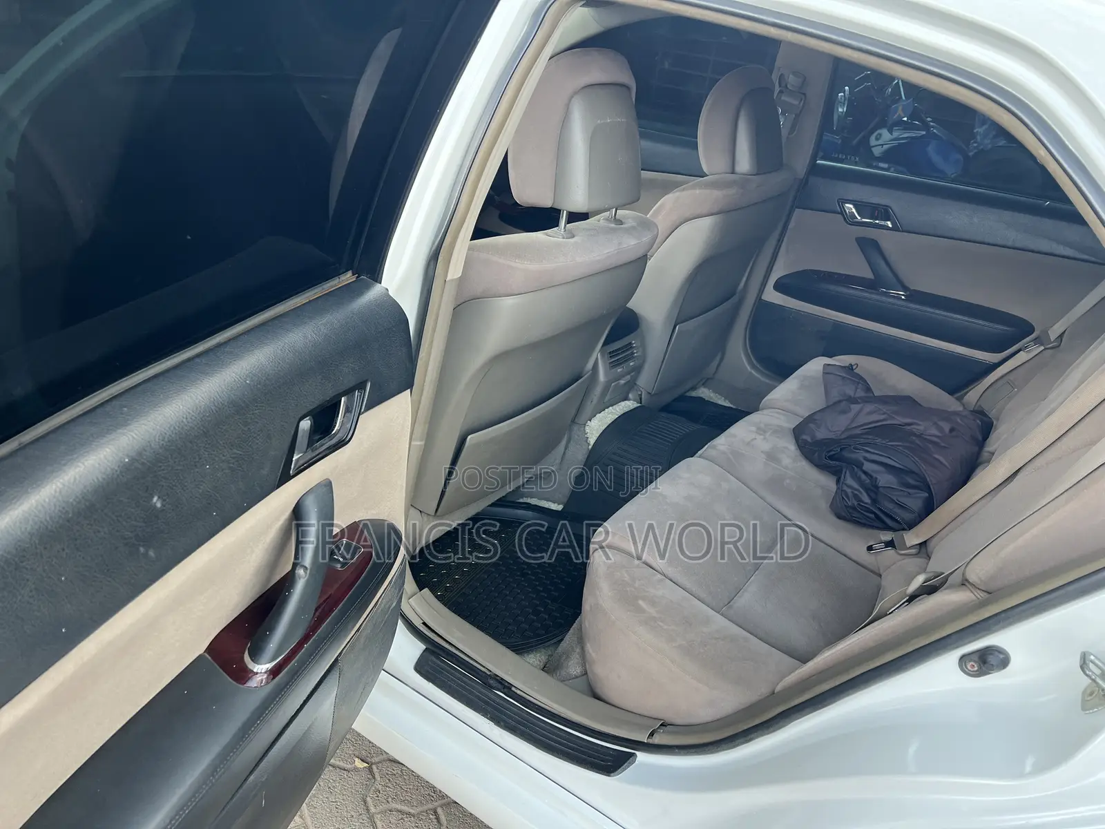 Toyota Mark X 2006 Off white