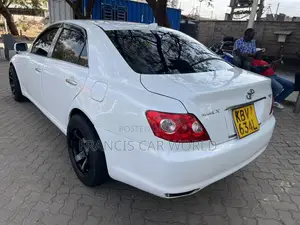 Toyota Mark X 2006 Off white