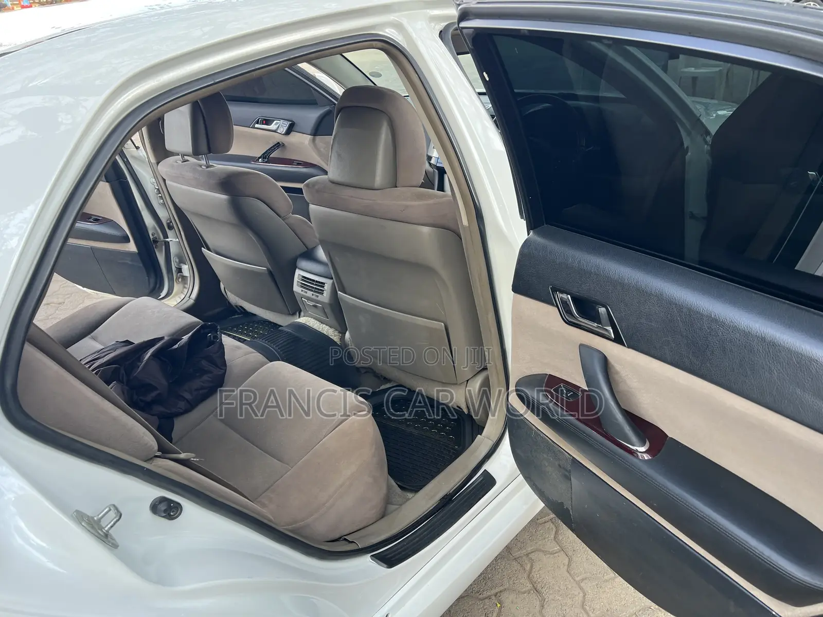 Toyota Mark X 2006 Off white
