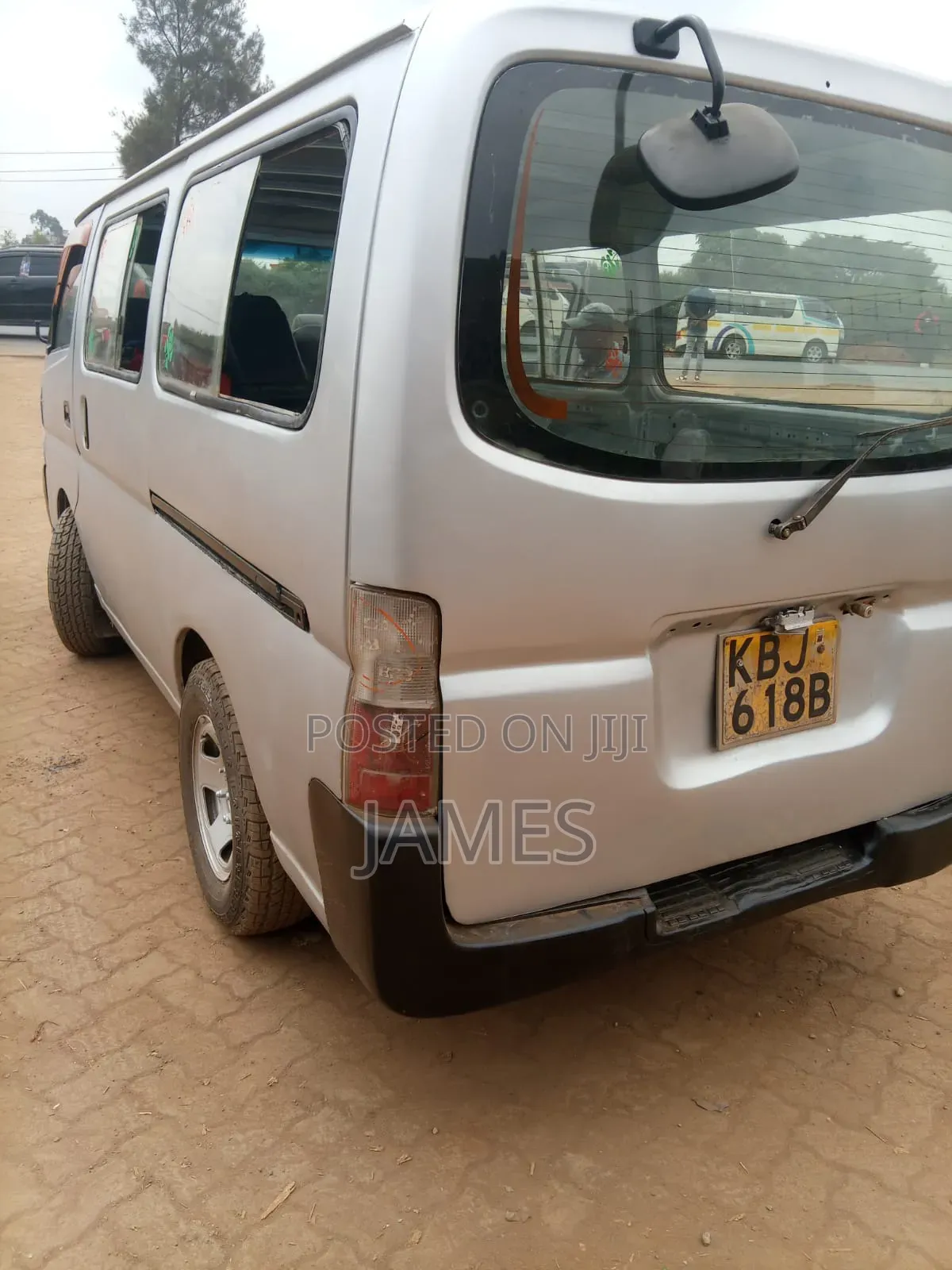 Nissan Caravan (Urvan) 2005 Grey