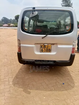 Nissan Caravan (Urvan) 2005 Grey