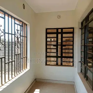 Furnished 3bdrm Bungalow in Salama Estate for sale