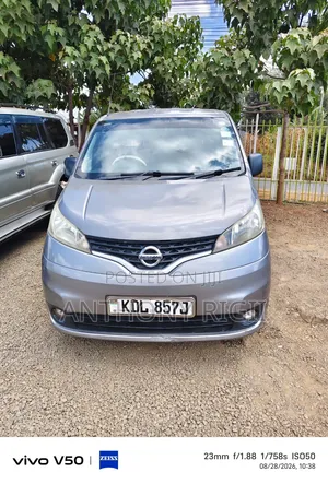 Nissan NV200 2015 Grey