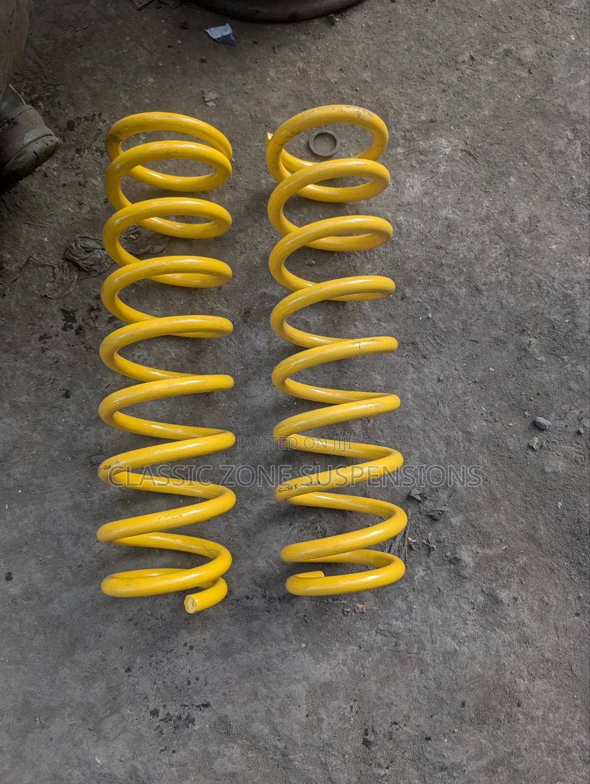 Landruiser 79 Coil Springs.