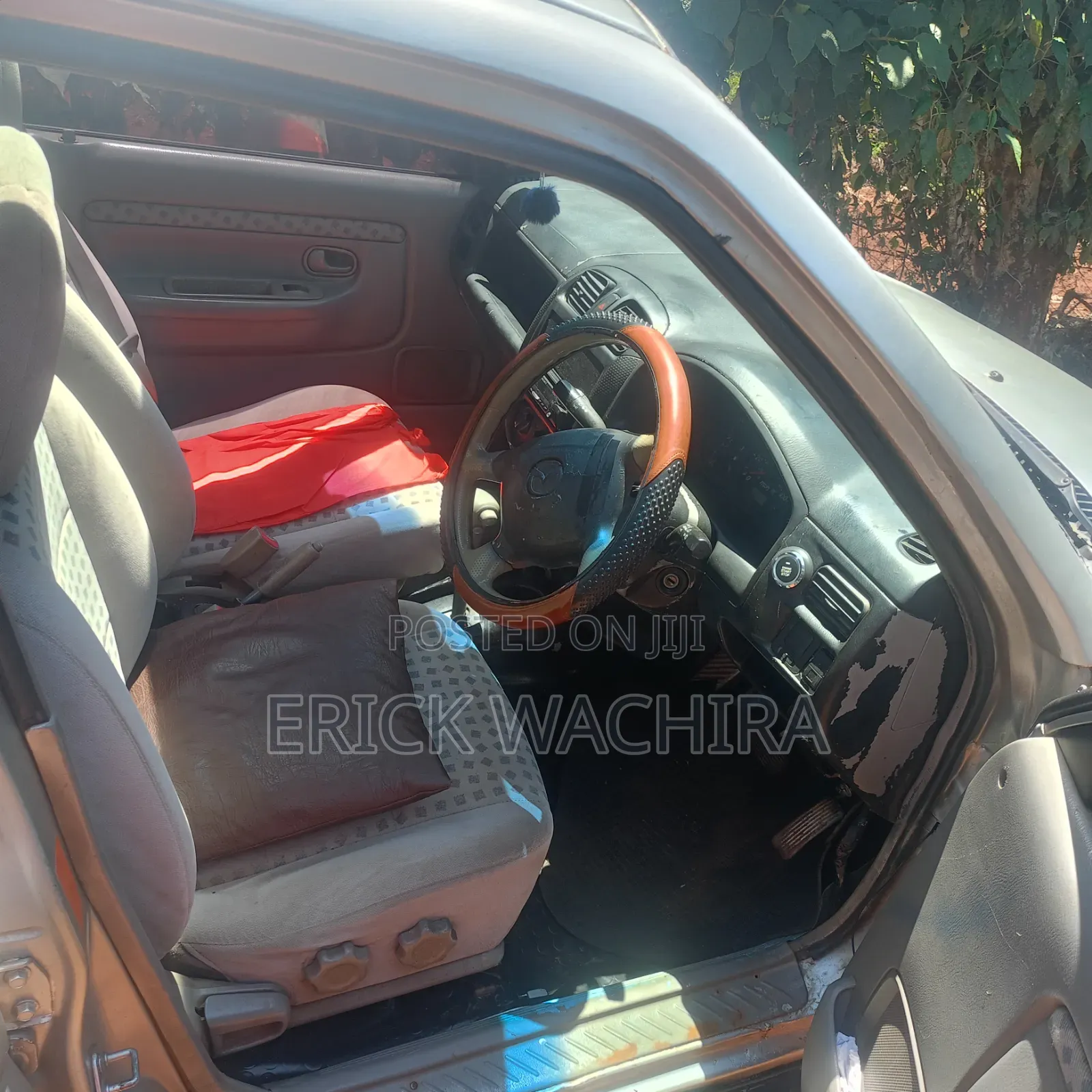 Mazda Demio 2002 Silver