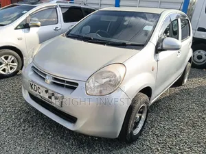 Toyota Passo 2014 Silver