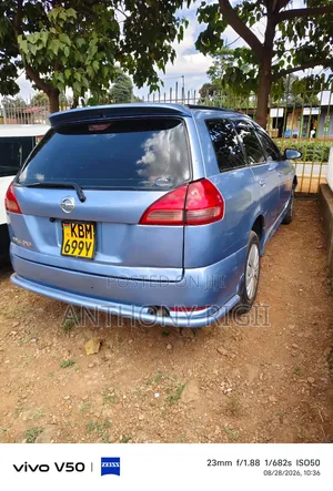 Nissan Wingroad 2004 Blue
