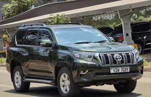Toyota Land Cruiser Prado 2014 Green