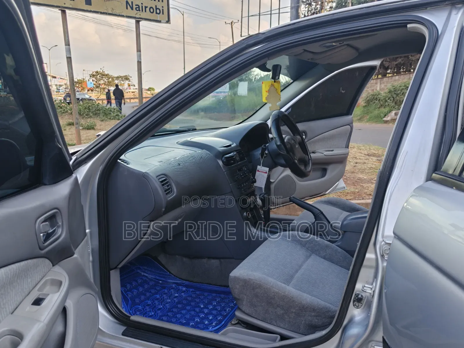 Nissan Sunny B15 Sedan 1.5 2001 Silver