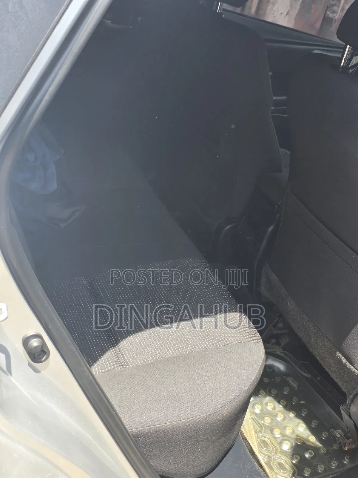 Toyota Auris 2015 Silver