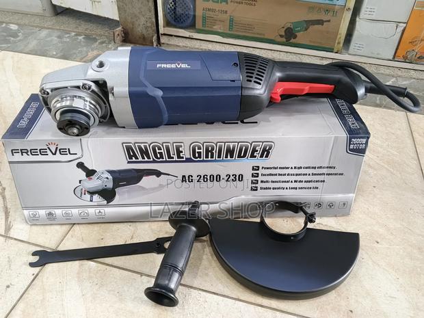 Angle Grinder 9" Freevel 2600w - thumbnail 2