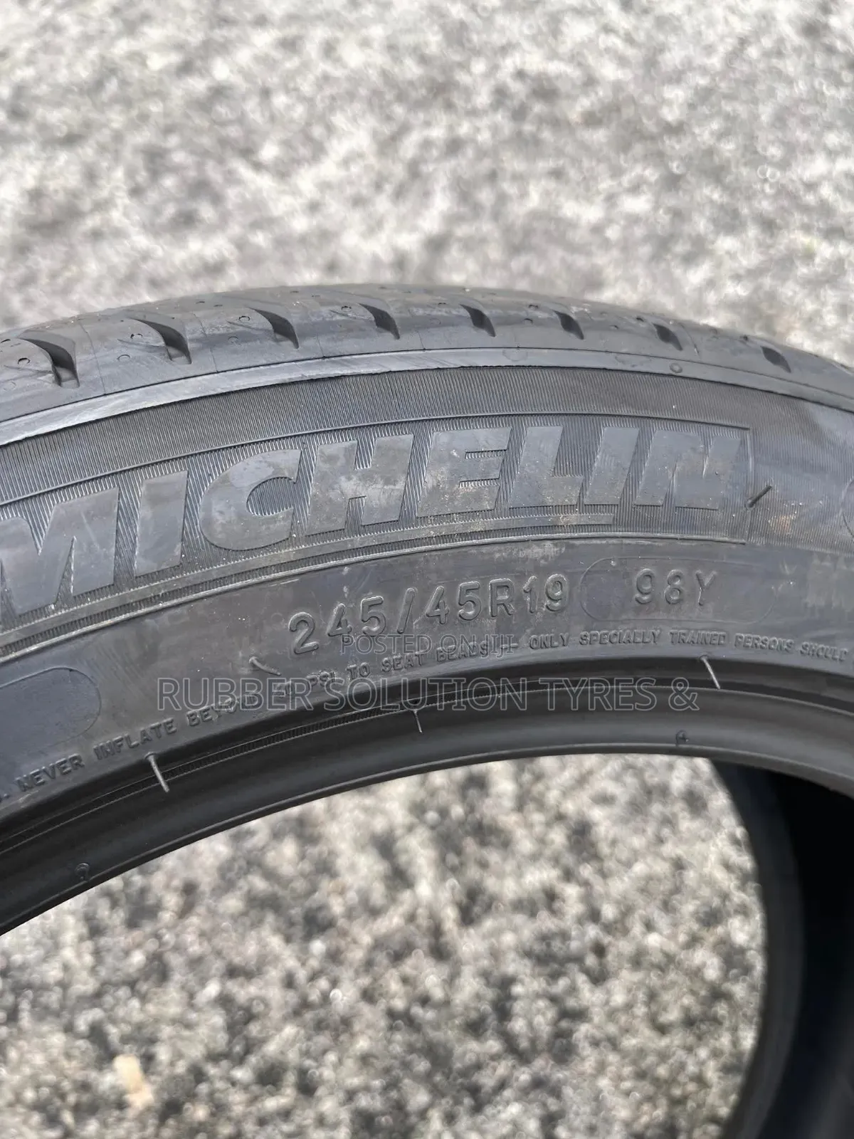 245 /45 R19 Michelin Tyres 98y Primacy 3