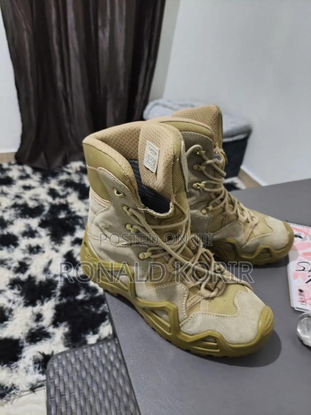 Men's Boots - main view
