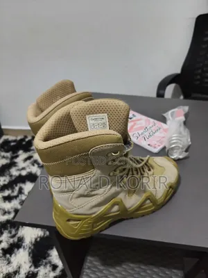 Men's Boots