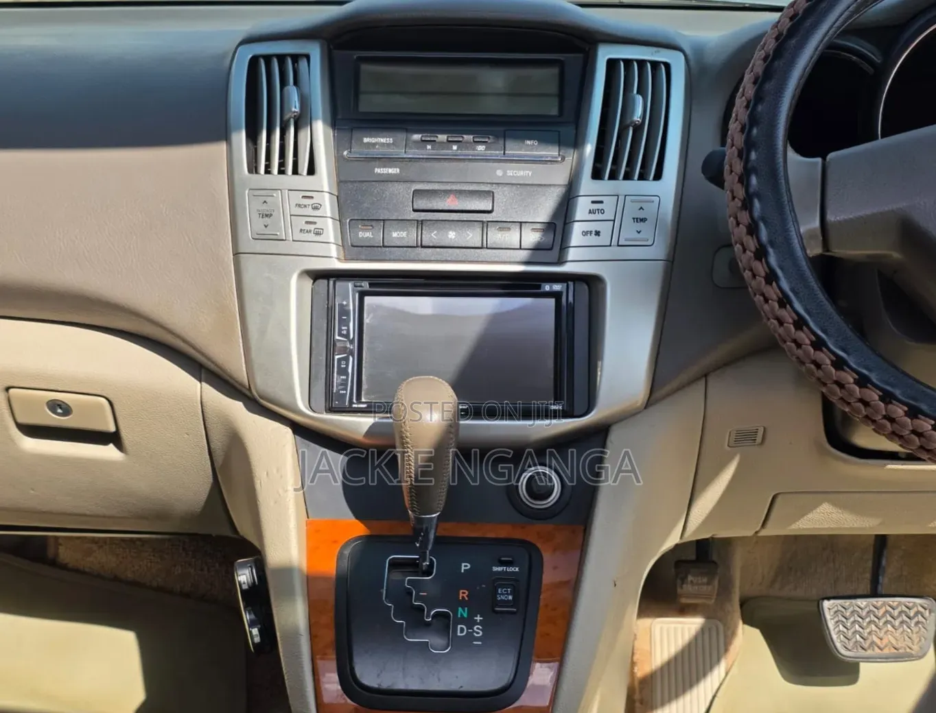 Toyota Harrier 2010 White