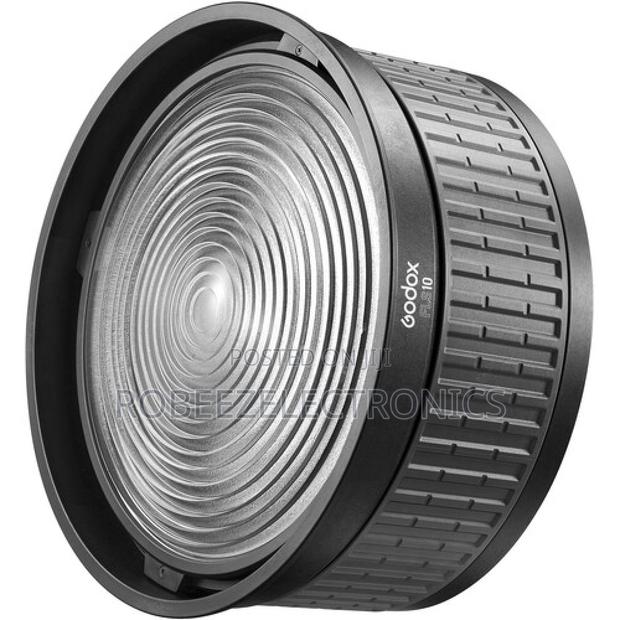 Godox FLS10 Fresnel Lens Attachment for M600D