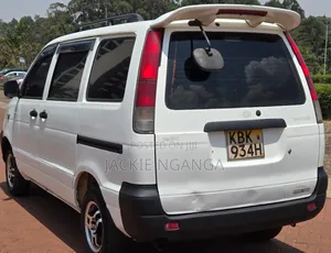 Toyota TownAce 2002 White