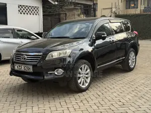 Toyota Vanguard 2012 Black