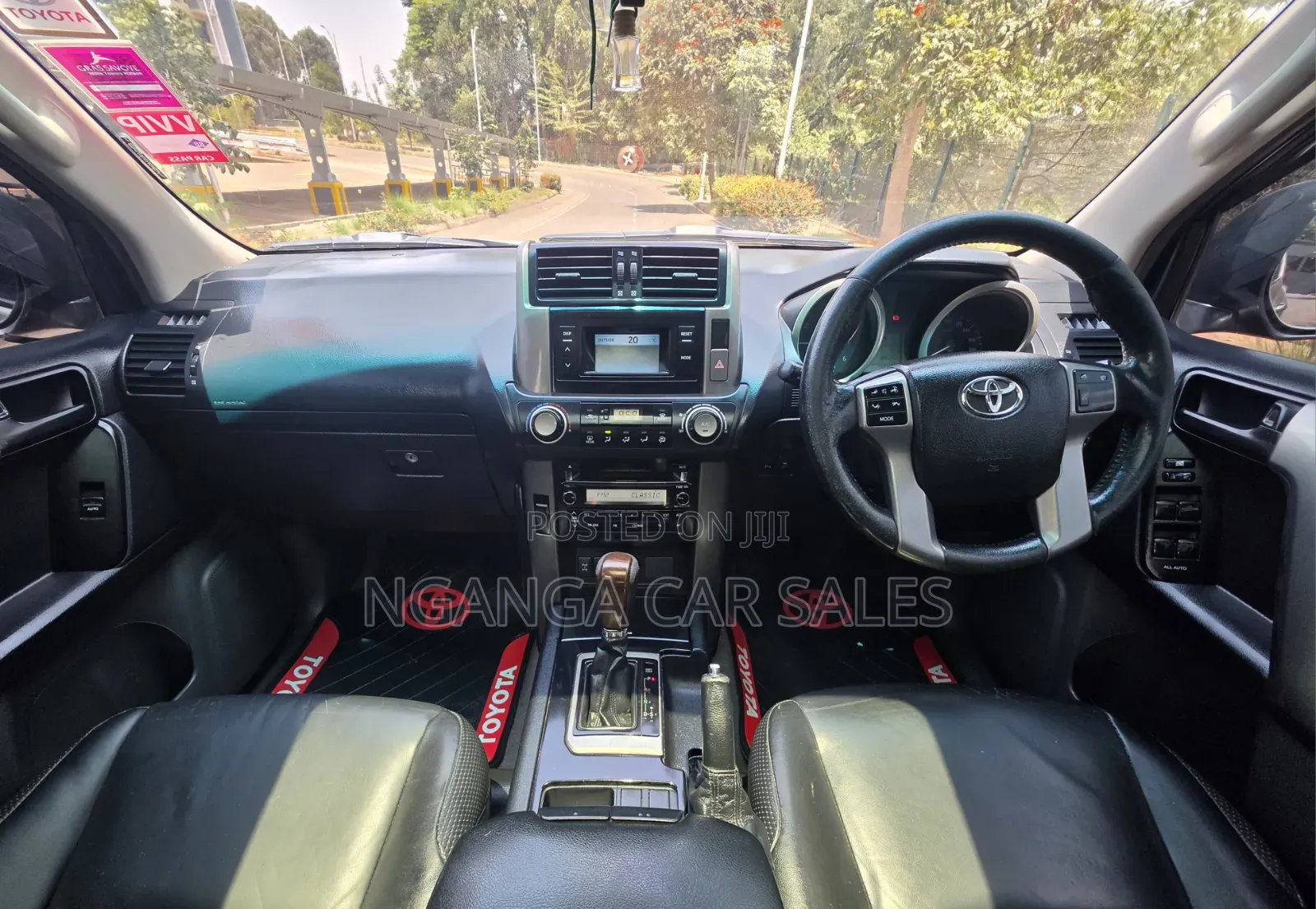 Toyota Land Cruiser Prado 2010 Gray