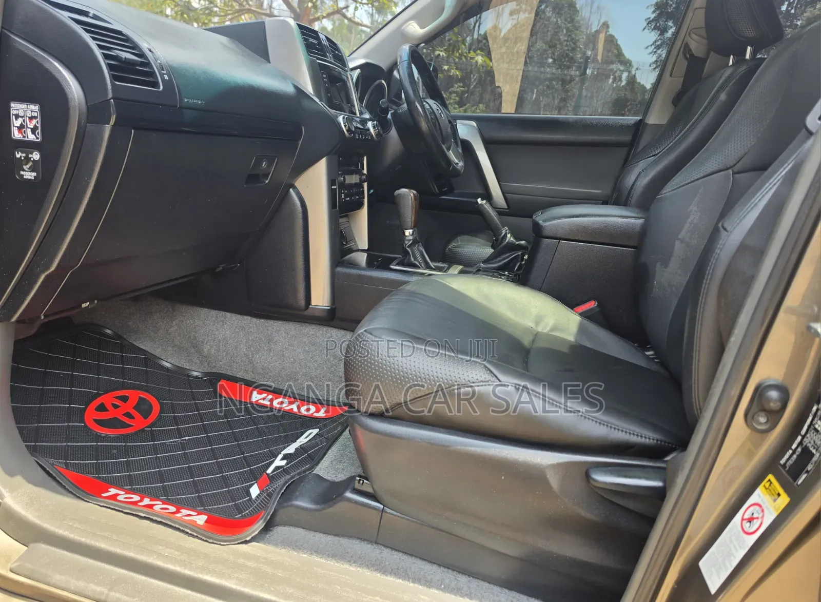 Toyota Land Cruiser Prado 2010 Gray