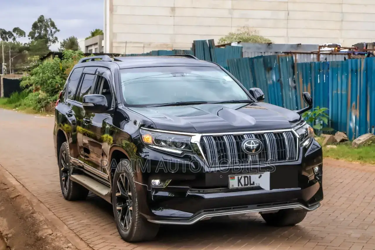 Toyota Land Cruiser Prado 2018 Black